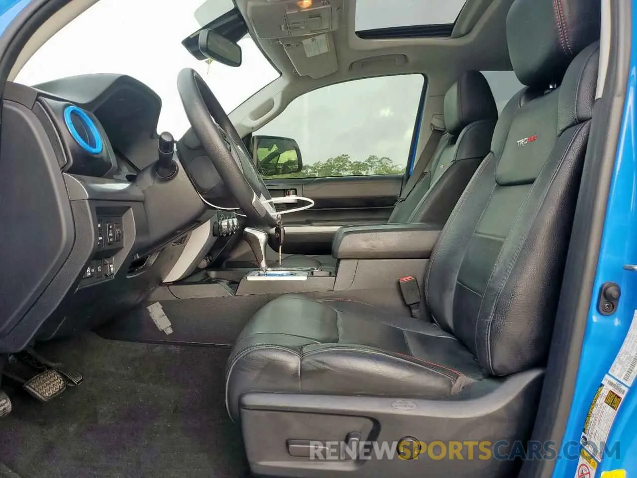 7 Photograph of a damaged car 5TFDY5F17KX825454 TOYOTA TUNDRA 2019