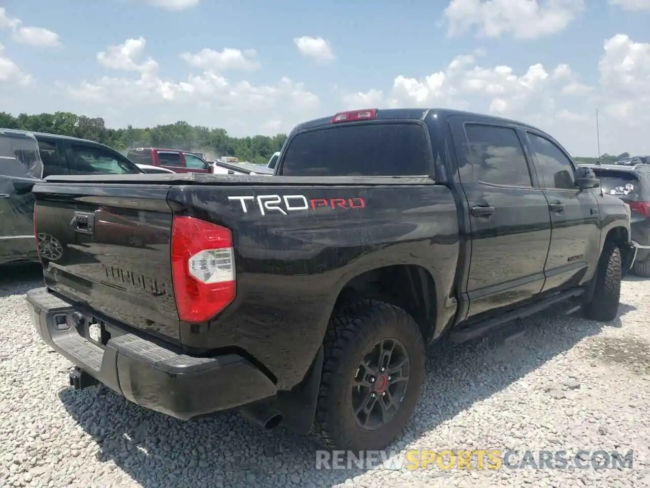 4 Photograph of a damaged car 5TFDY5F17KX837622 TOYOTA TUNDRA 2019