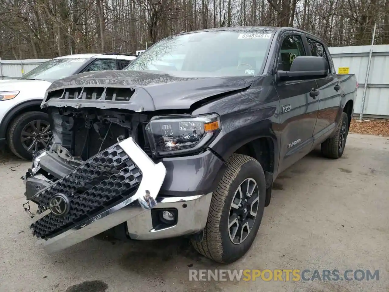 2 Photograph of a damaged car 5TFDY5F18KX780864 TOYOTA TUNDRA 2019