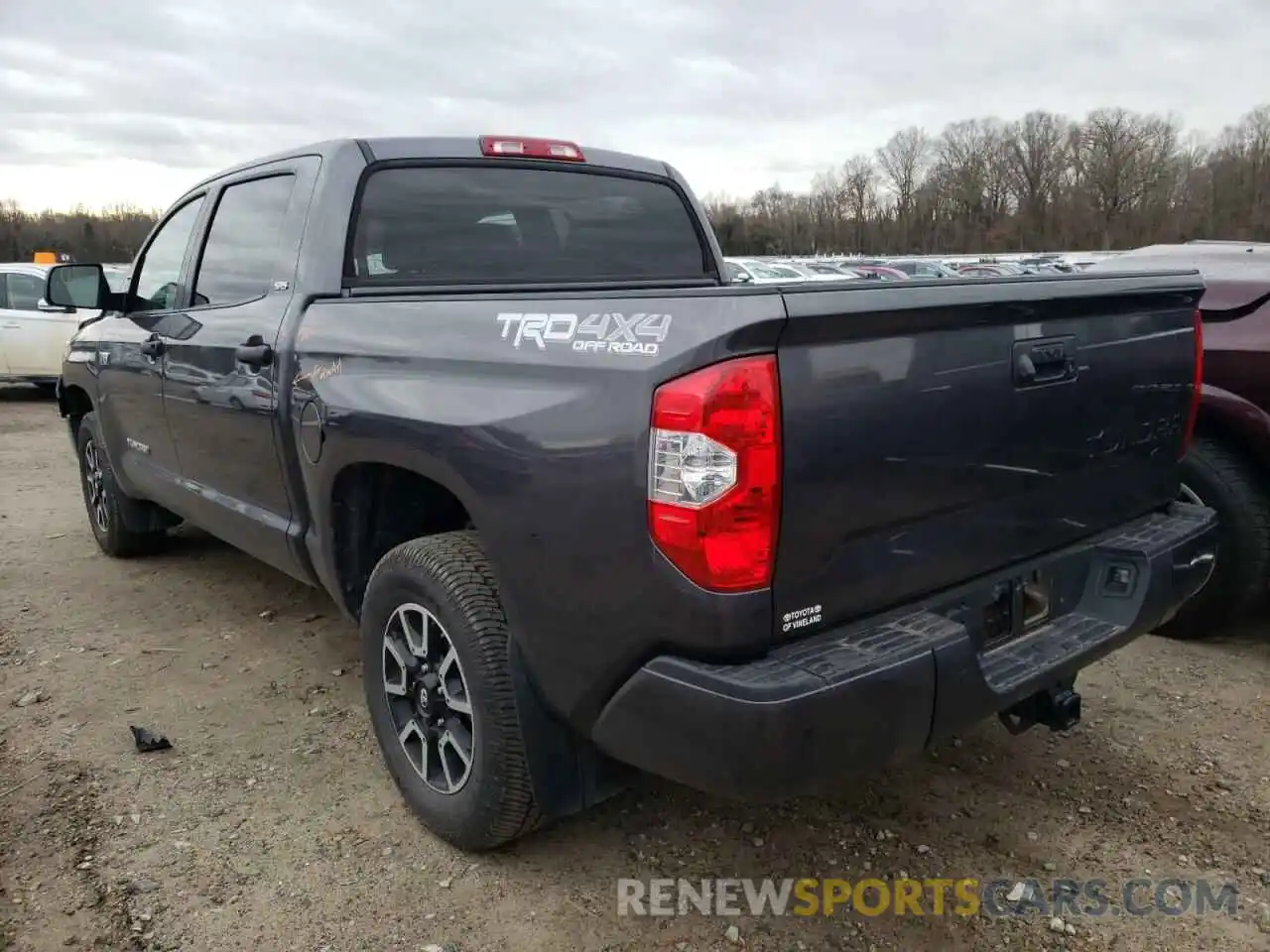 3 Photograph of a damaged car 5TFDY5F18KX780864 TOYOTA TUNDRA 2019