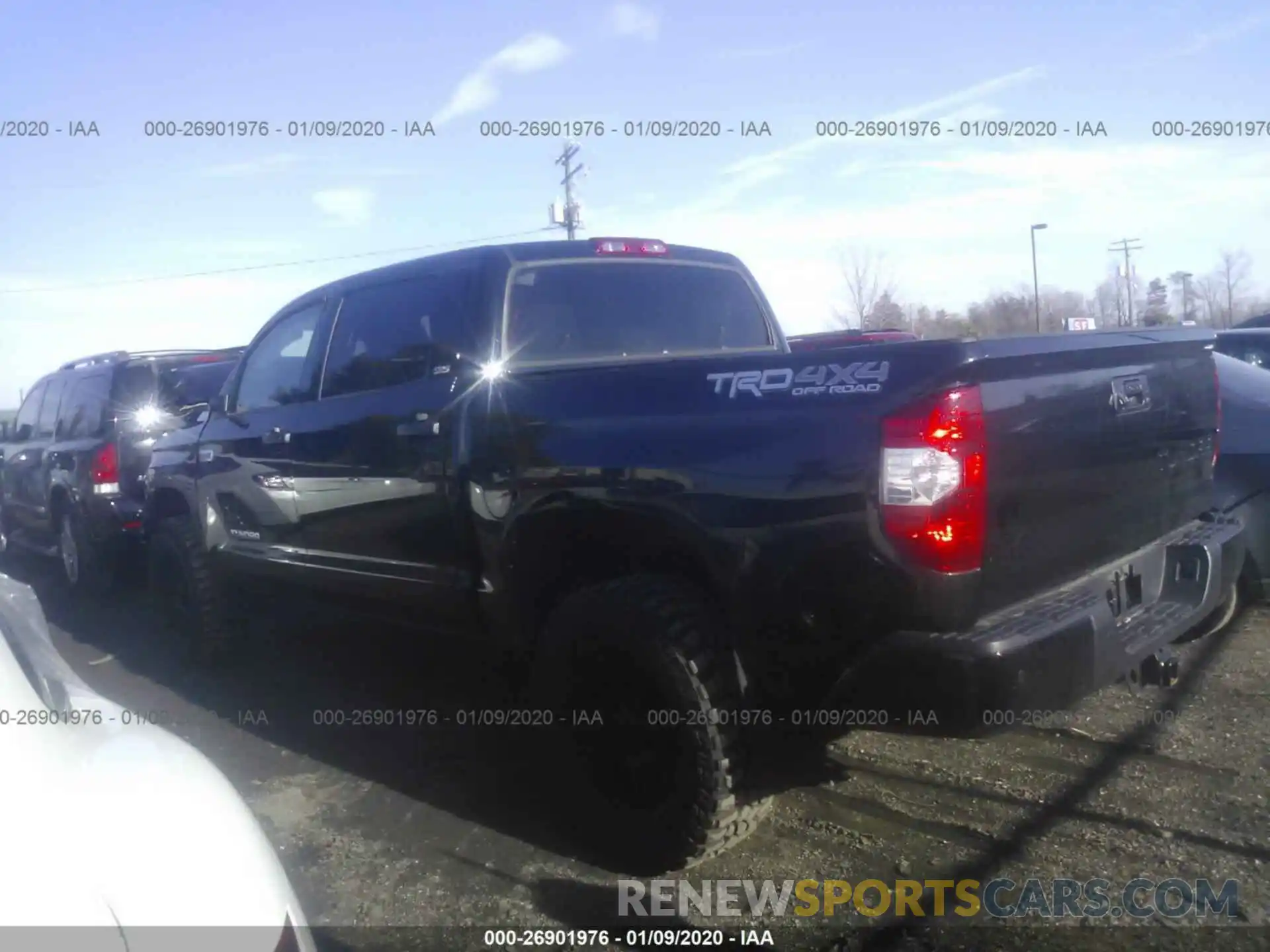 3 Photograph of a damaged car 5TFDY5F18KX815497 TOYOTA TUNDRA 2019