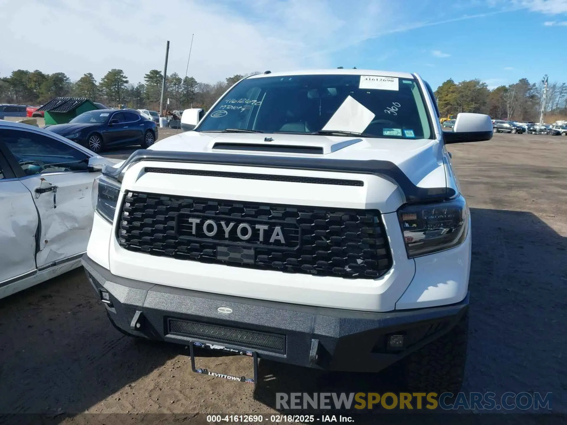 12 Photograph of a damaged car 5TFDY5F18KX866854 TOYOTA TUNDRA 2019