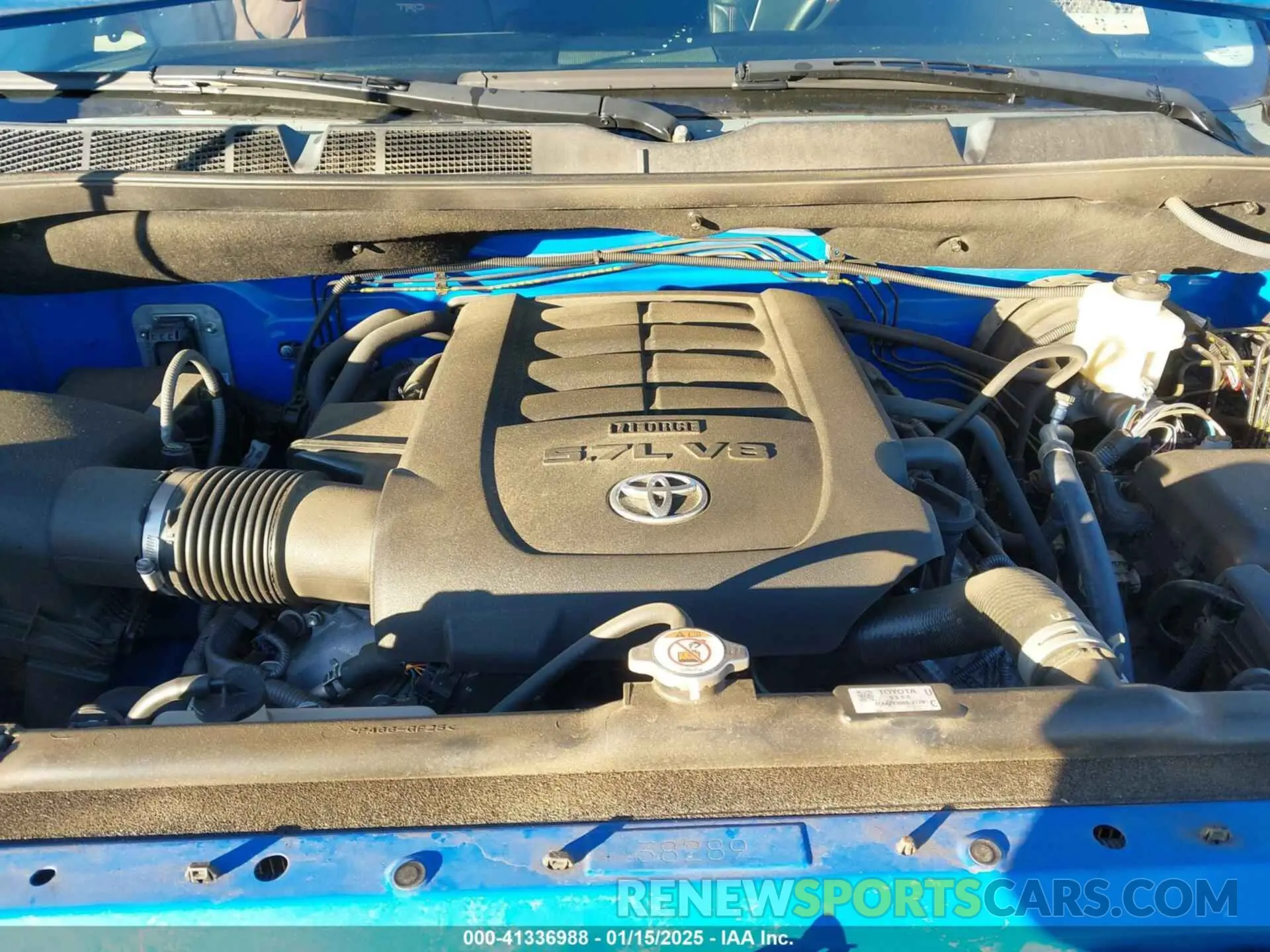 10 Photograph of a damaged car 5TFDY5F19KX793459 TOYOTA TUNDRA 2019
