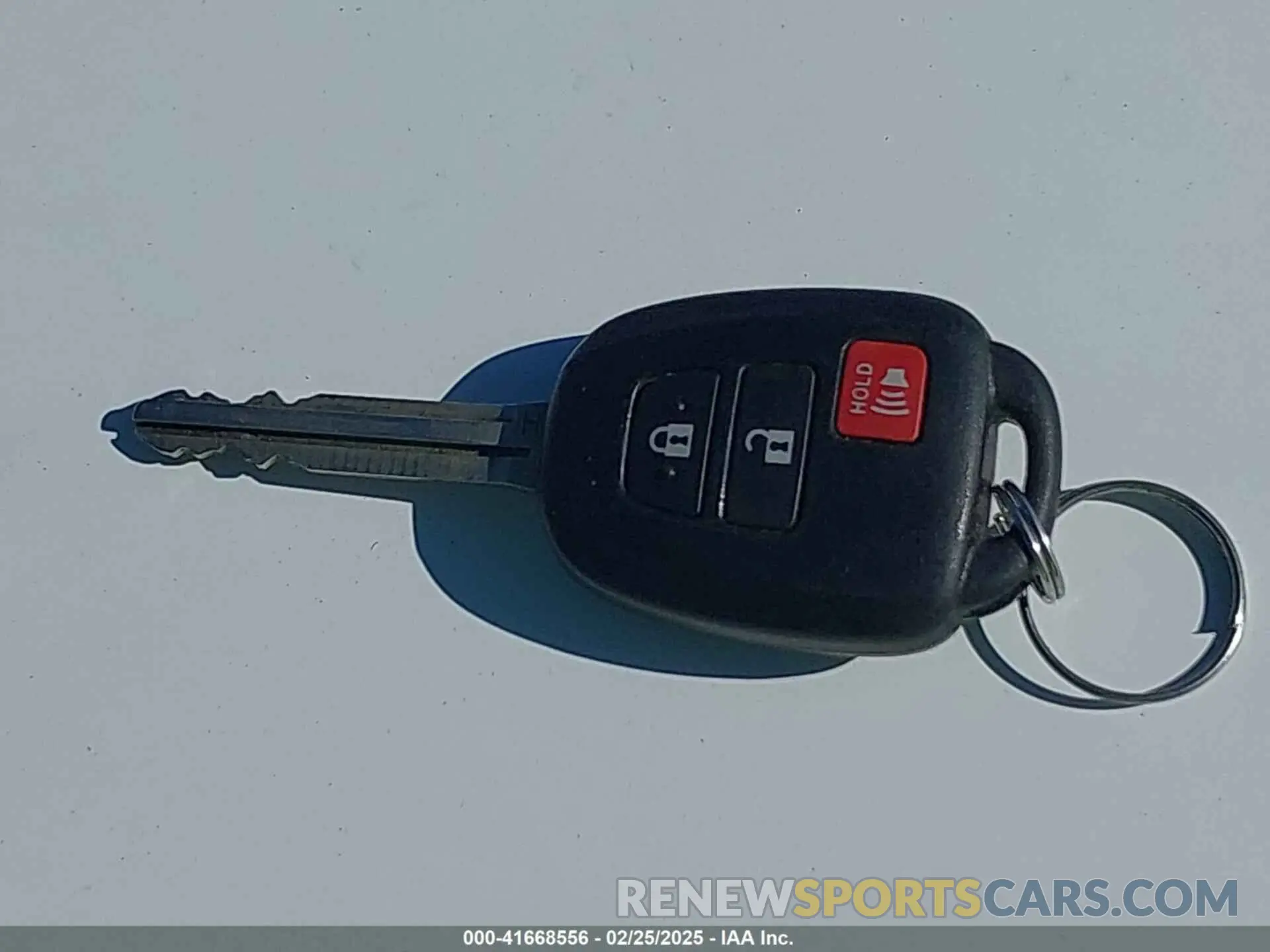 11 Photograph of a damaged car 5TFDY5F19KX828470 TOYOTA TUNDRA 2019