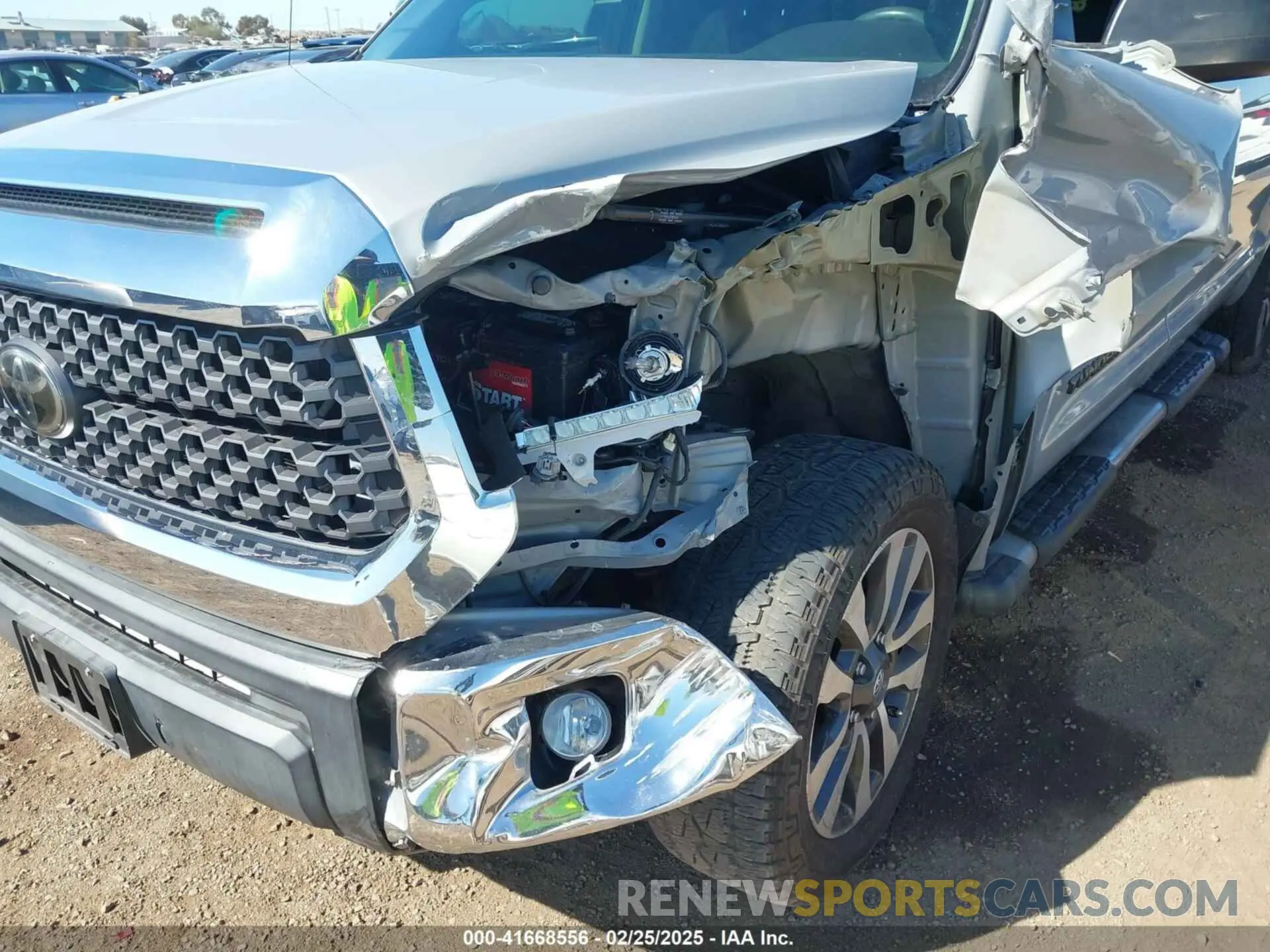 6 Photograph of a damaged car 5TFDY5F19KX828470 TOYOTA TUNDRA 2019