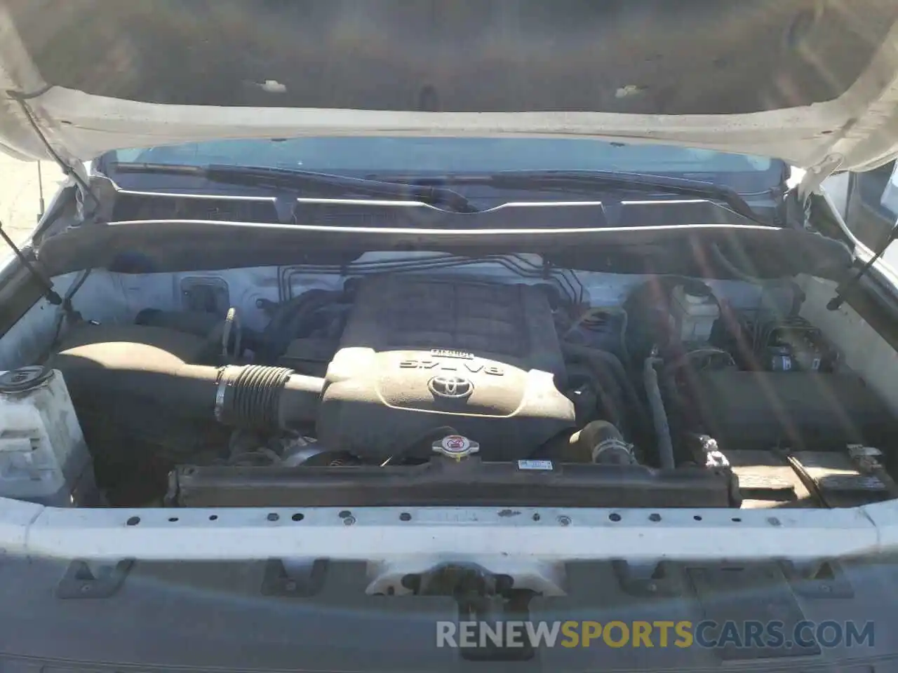 7 Photograph of a damaged car 5TFDY5F19KX854826 TOYOTA TUNDRA 2019