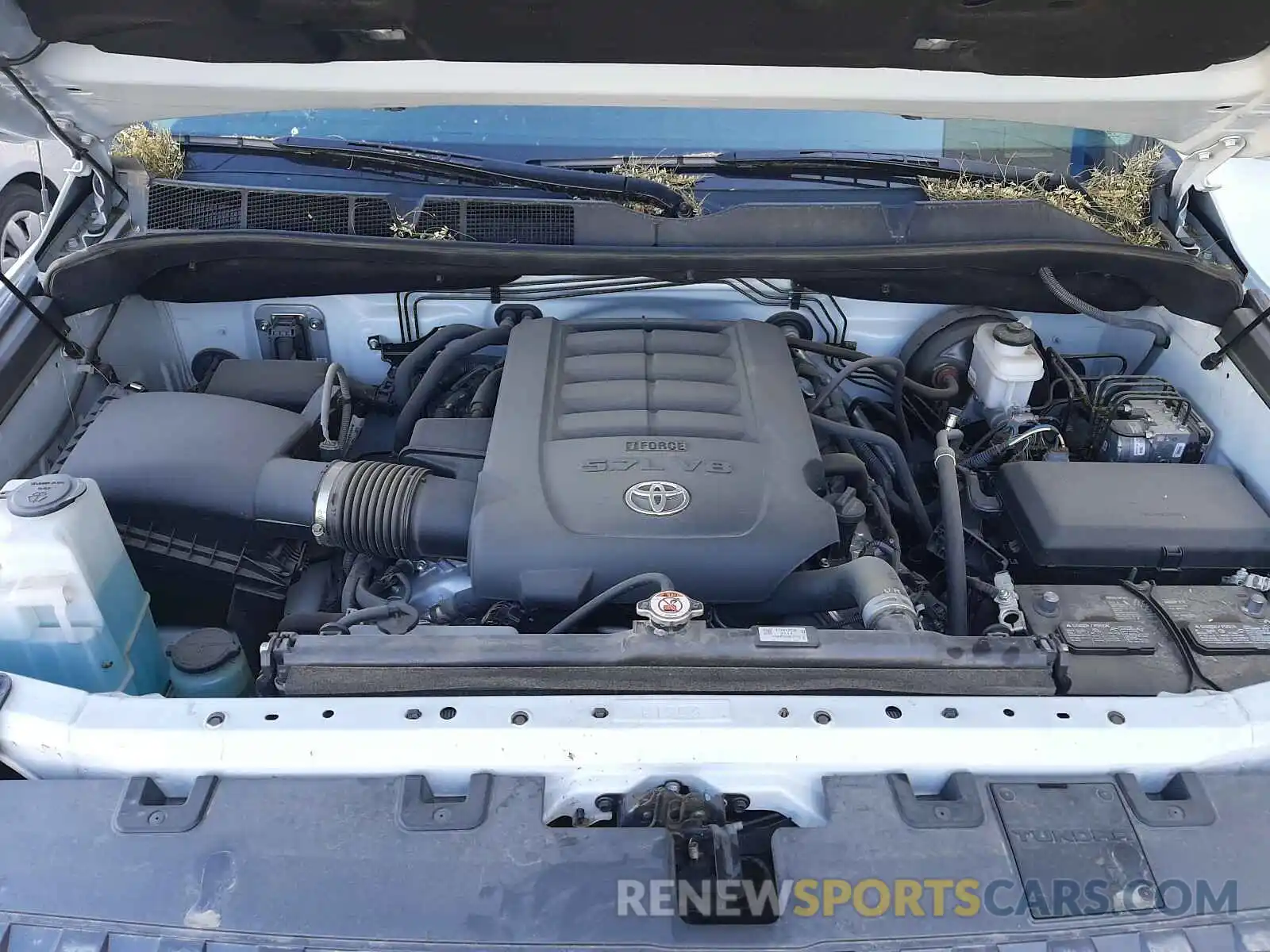 7 Photograph of a damaged car 5TFDY5F19KX858990 TOYOTA TUNDRA 2019