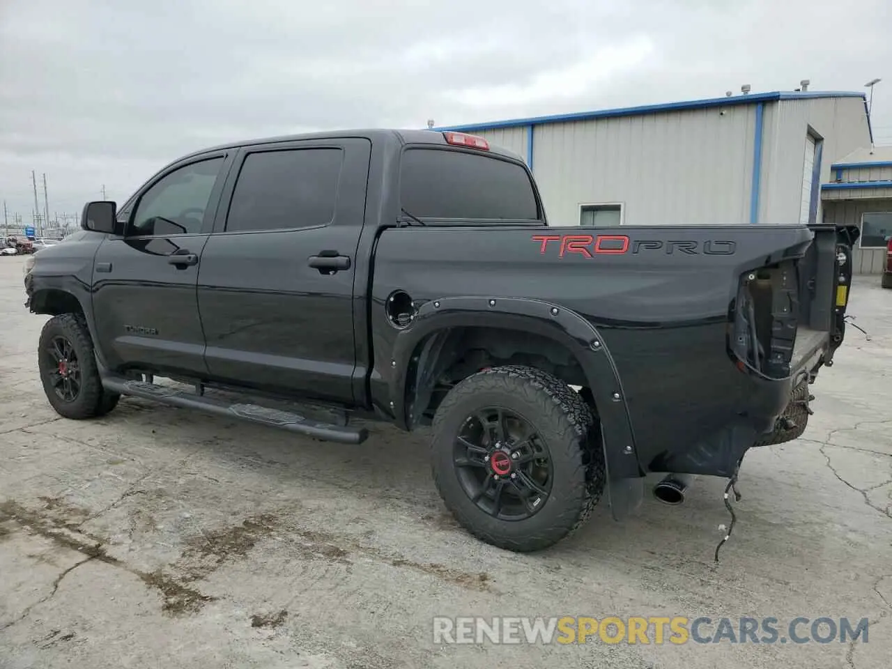 2 Photograph of a damaged car 5TFDY5F1XKX791915 TOYOTA TUNDRA 2019