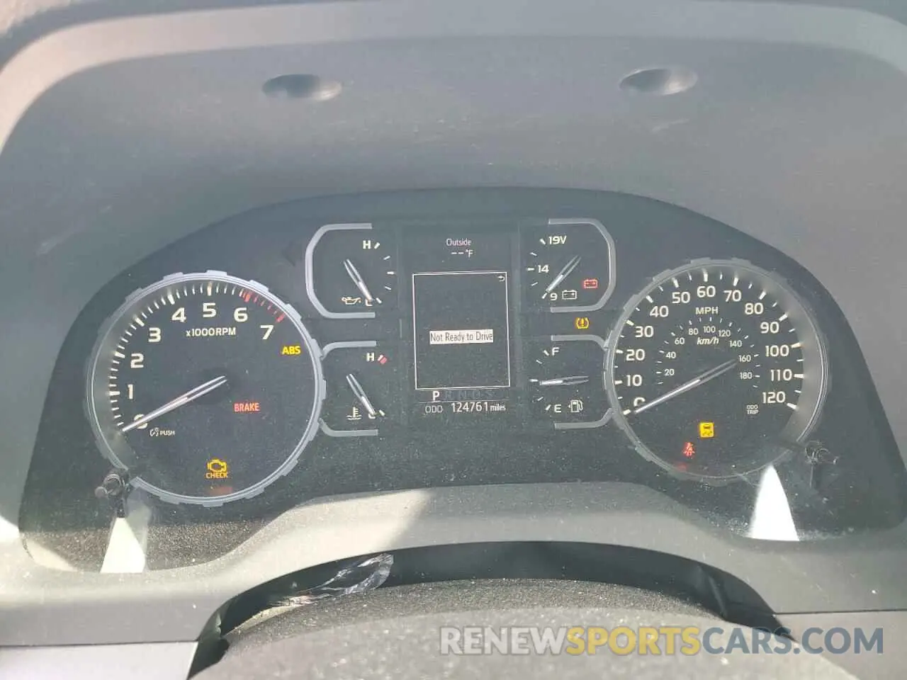 9 Photograph of a damaged car 5TFEM5F10KX141846 TOYOTA TUNDRA 2019