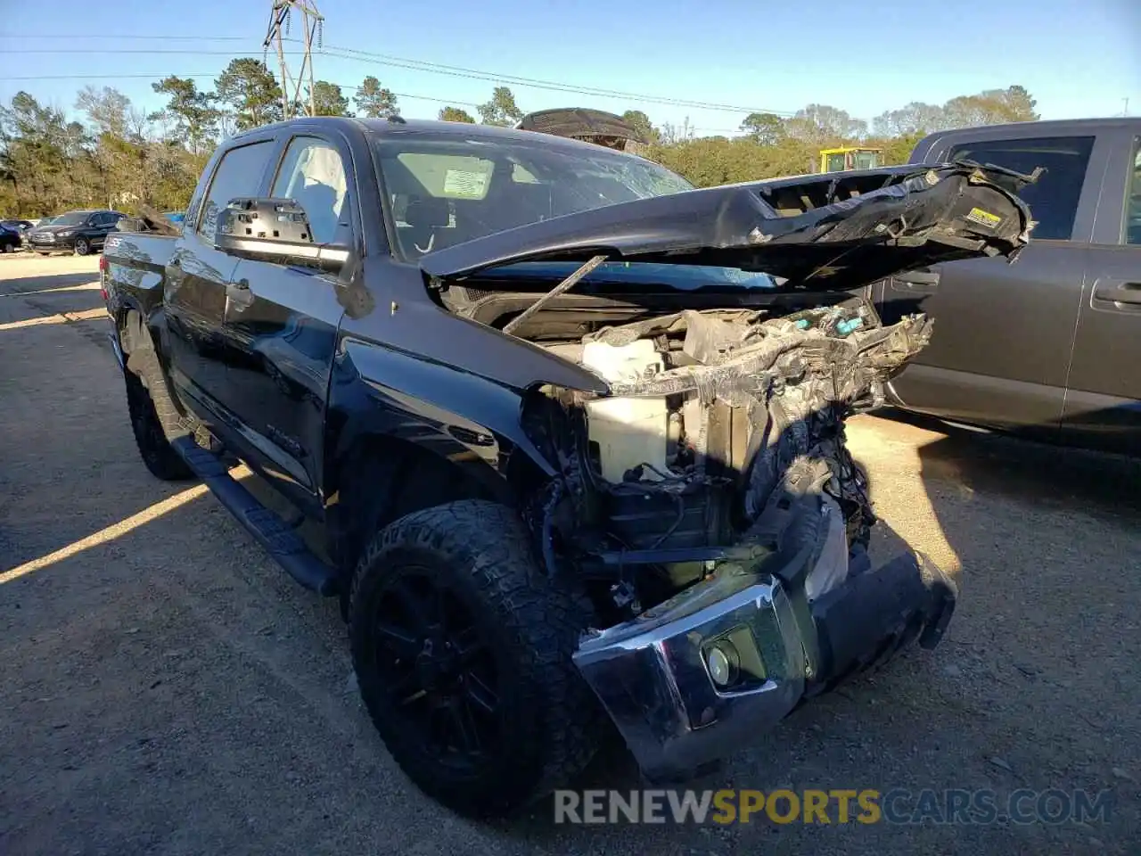 1 Photograph of a damaged car 5TFEM5F10KX143466 TOYOTA TUNDRA 2019