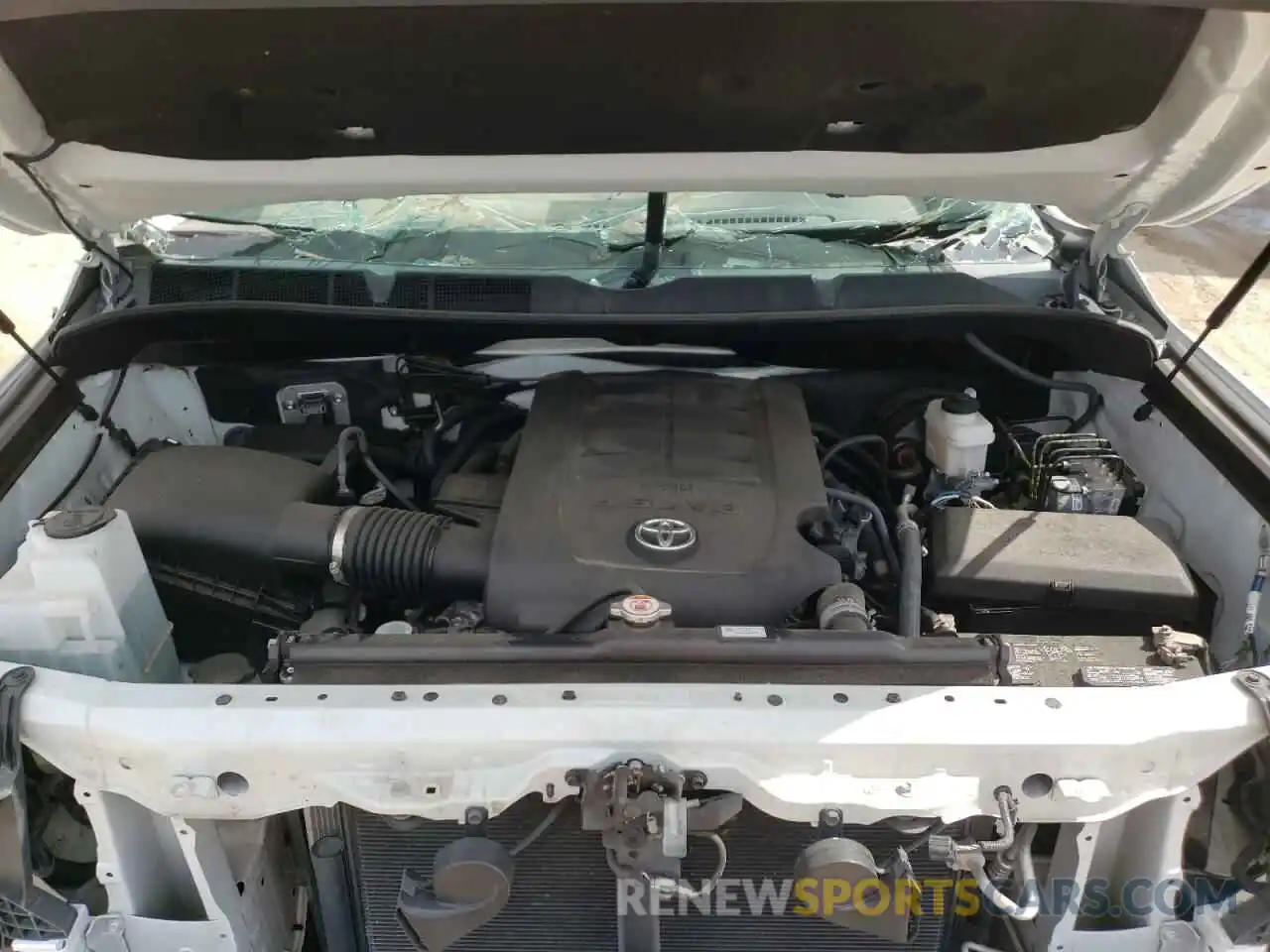 7 Photograph of a damaged car 5TFEM5F13KX142912 TOYOTA TUNDRA 2019