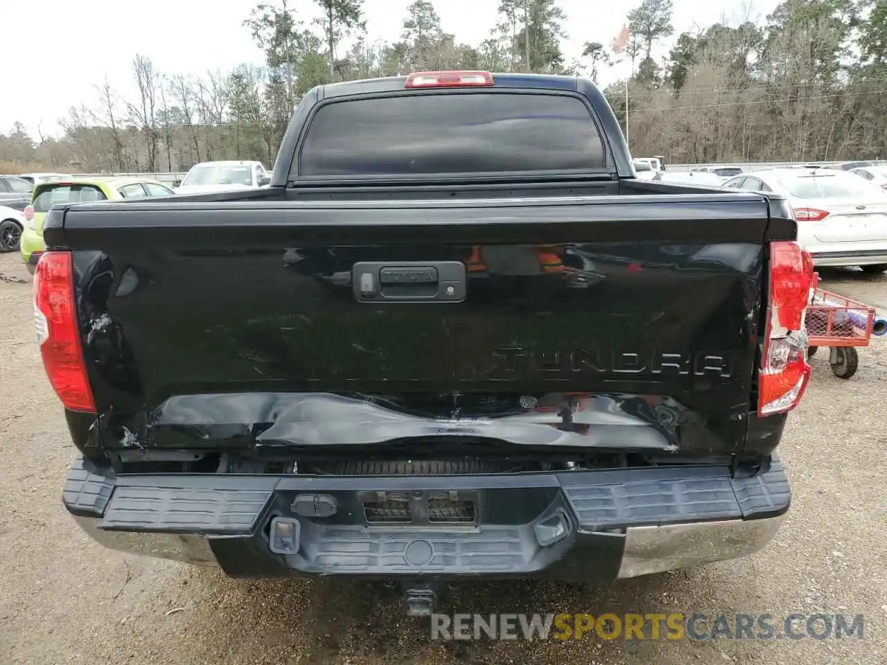 6 Photograph of a damaged car 5TFEM5F14KX138531 TOYOTA TUNDRA 2019