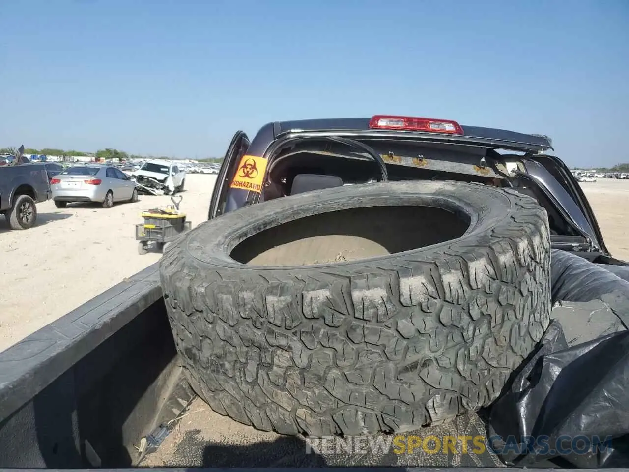 13 Photograph of a damaged car 5TFEM5F15KX138232 TOYOTA TUNDRA 2019