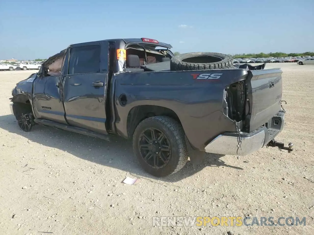 2 Photograph of a damaged car 5TFEM5F15KX138232 TOYOTA TUNDRA 2019