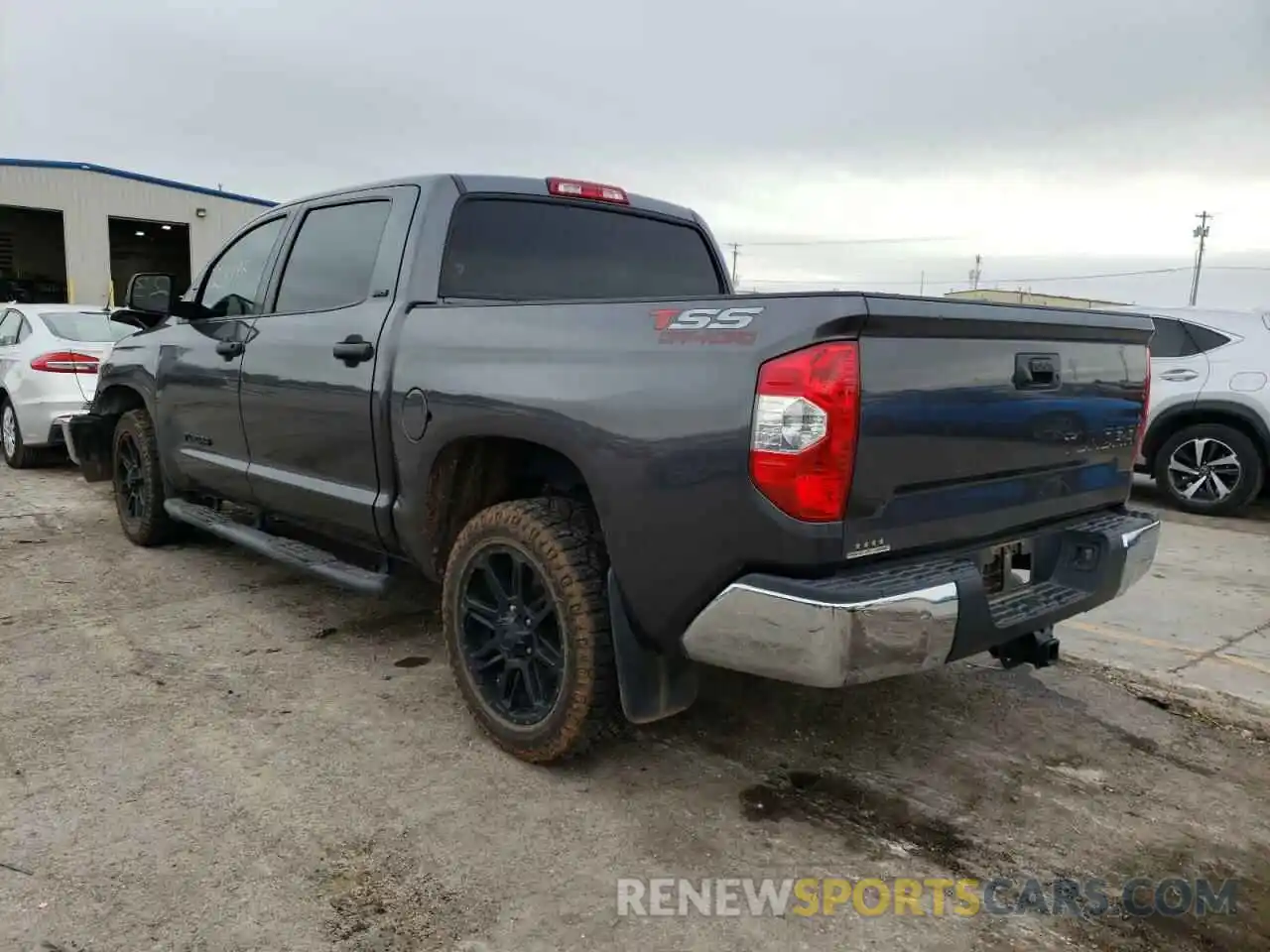 3 Photograph of a damaged car 5TFEM5F15KX140465 TOYOTA TUNDRA 2019