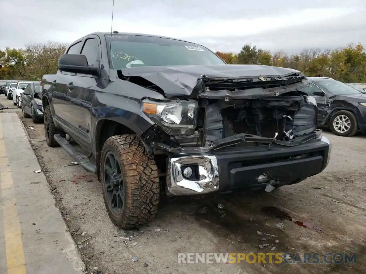 9 Photograph of a damaged car 5TFEM5F15KX140465 TOYOTA TUNDRA 2019