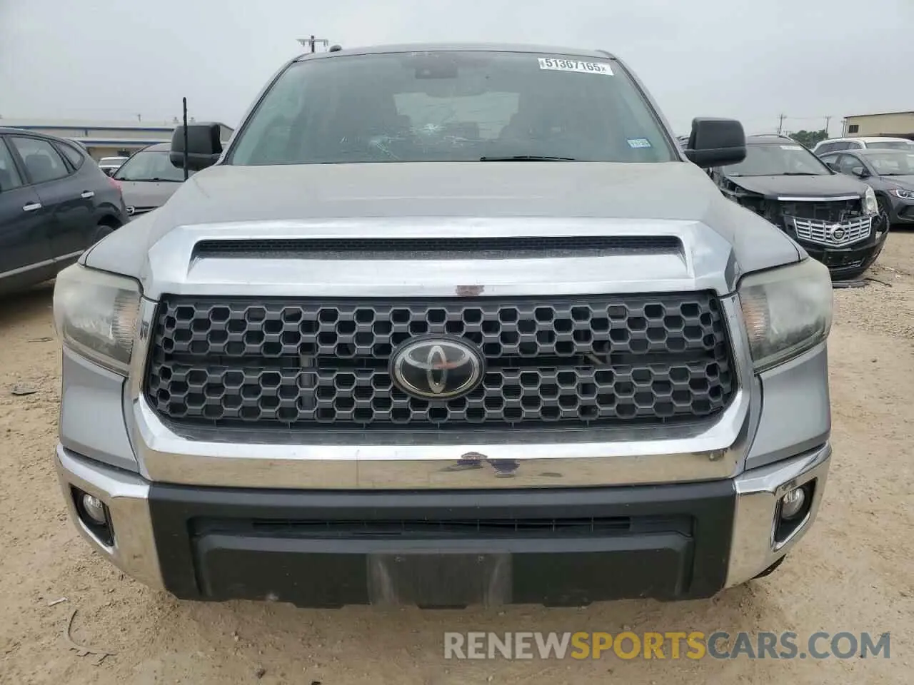 5 Photograph of a damaged car 5TFEM5F19KX136130 TOYOTA TUNDRA 2019