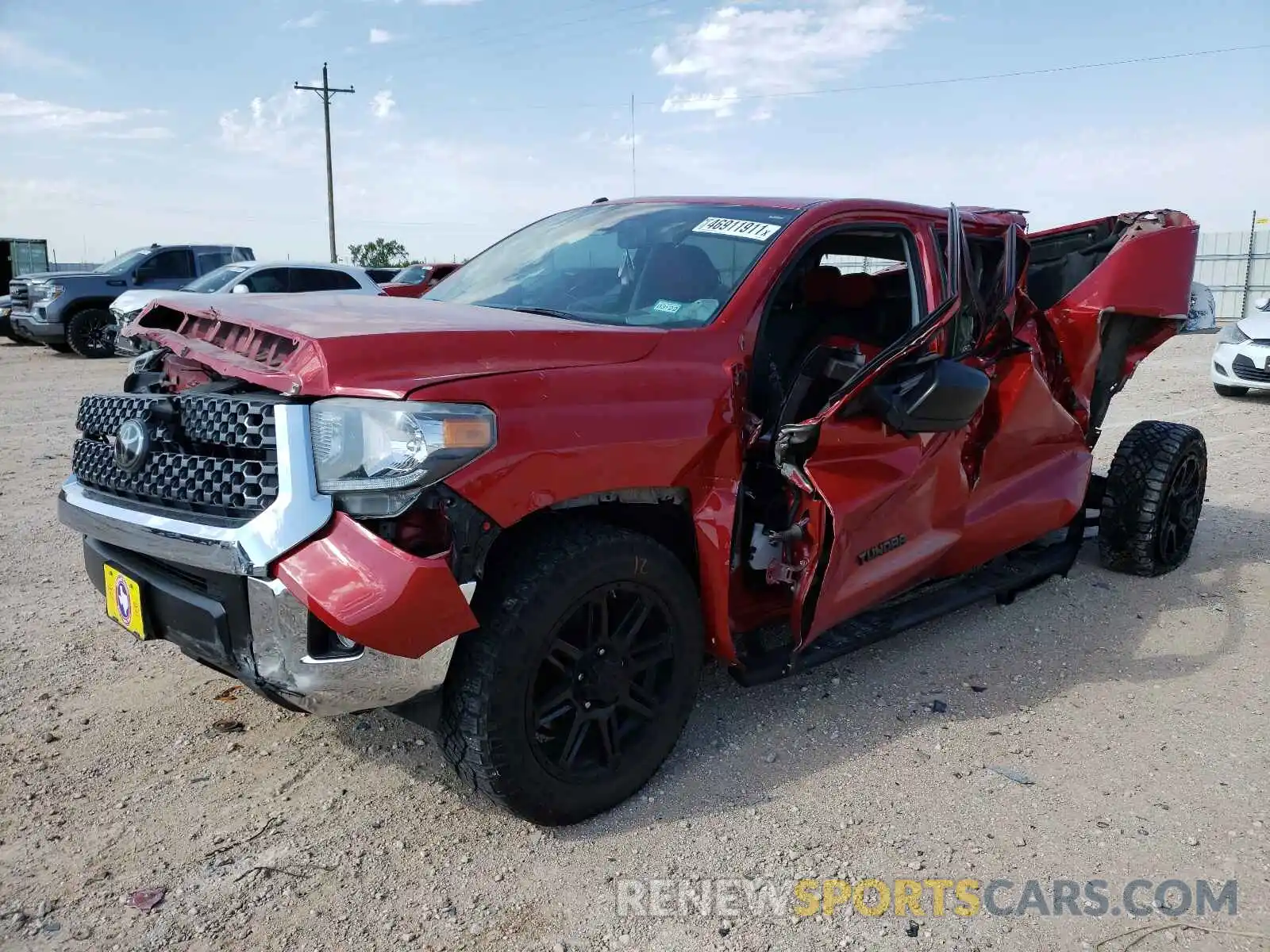 2 Photograph of a damaged car 5TFEM5F19KX139285 TOYOTA TUNDRA 2019