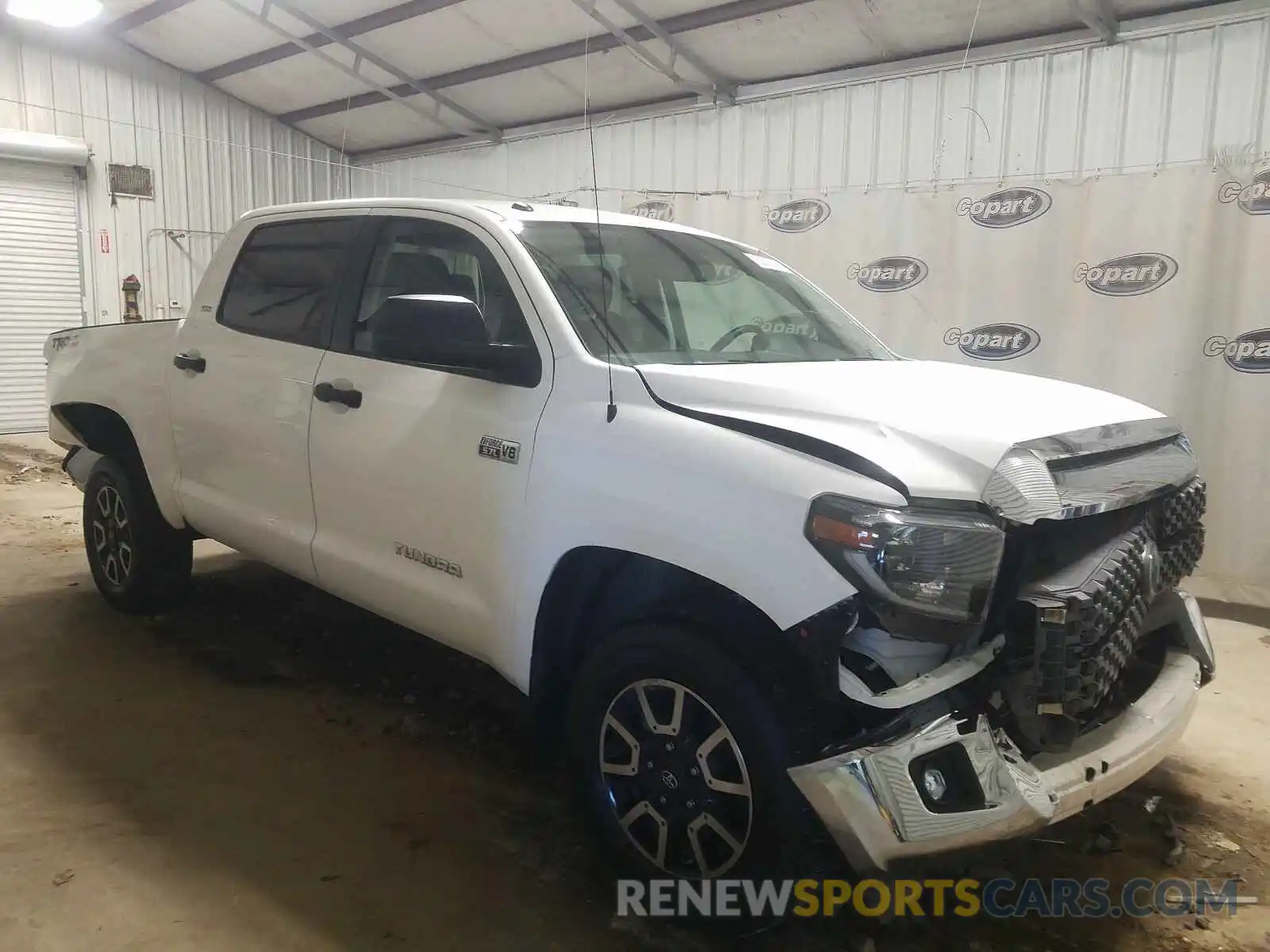 1 Photograph of a damaged car 5TFEY5F10KX248352 TOYOTA TUNDRA 2019