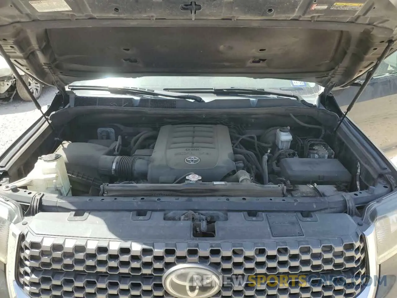 11 Photograph of a damaged car 5TFEY5F10KX250571 TOYOTA TUNDRA 2019