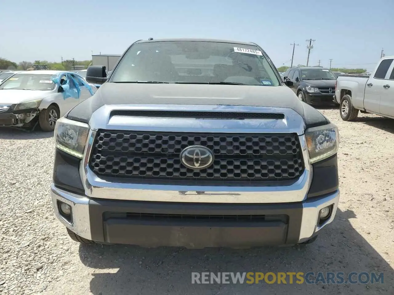 5 Photograph of a damaged car 5TFEY5F10KX250571 TOYOTA TUNDRA 2019
