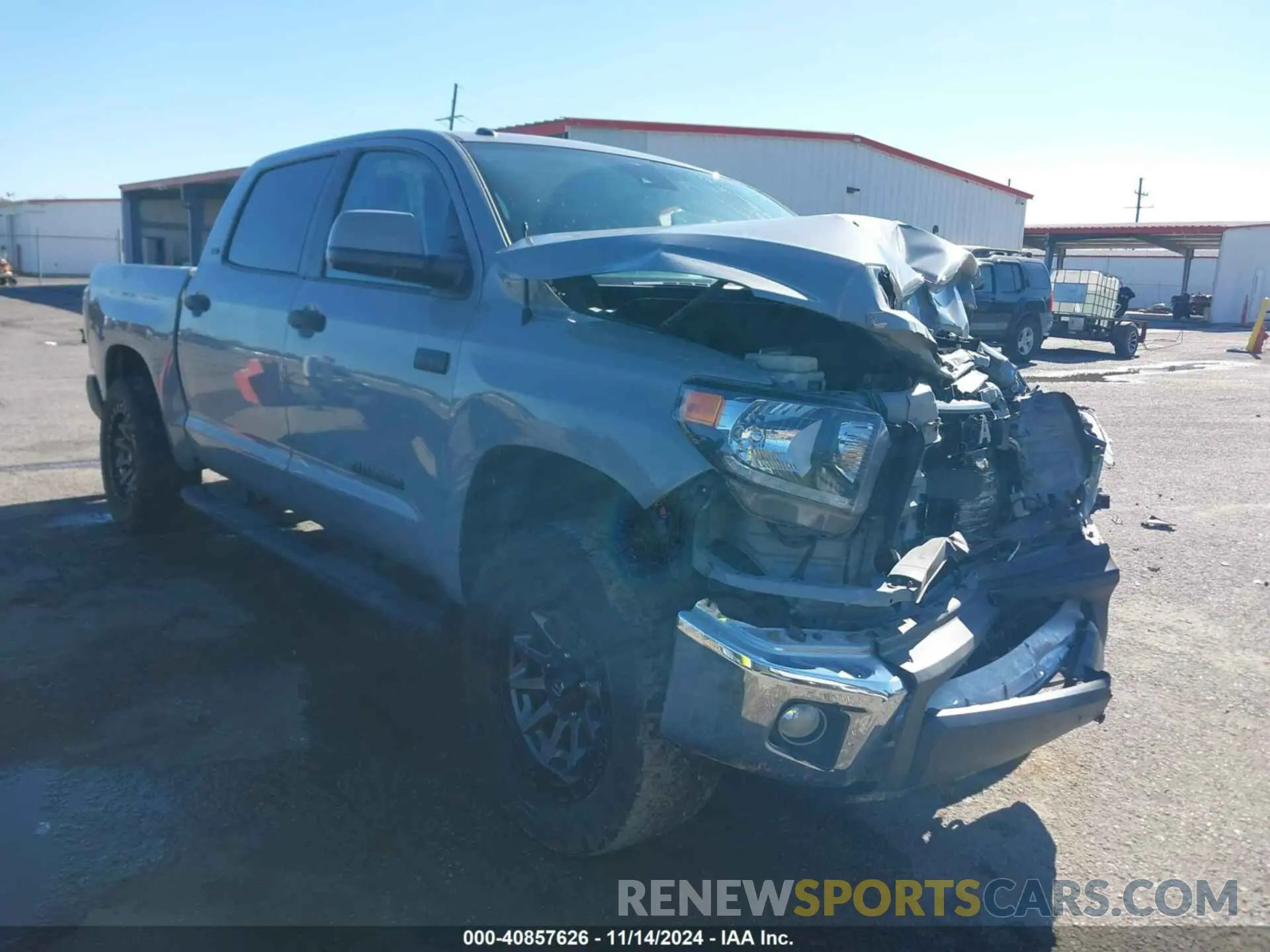 1 Photograph of a damaged car 5TFEY5F10KX251624 TOYOTA TUNDRA 2019