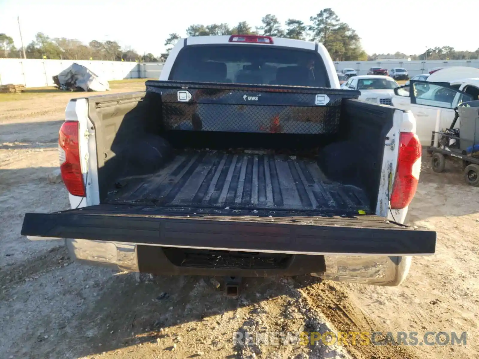 9 Photograph of a damaged car 5TFEY5F11KX245671 TOYOTA TUNDRA 2019