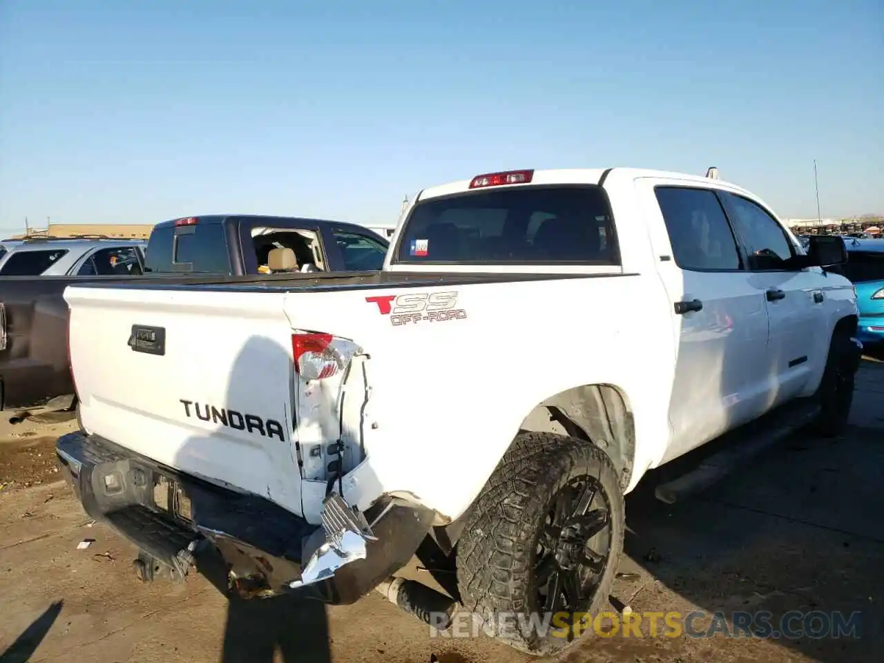 4 Photograph of a damaged car 5TFEY5F11KX253480 TOYOTA TUNDRA 2019