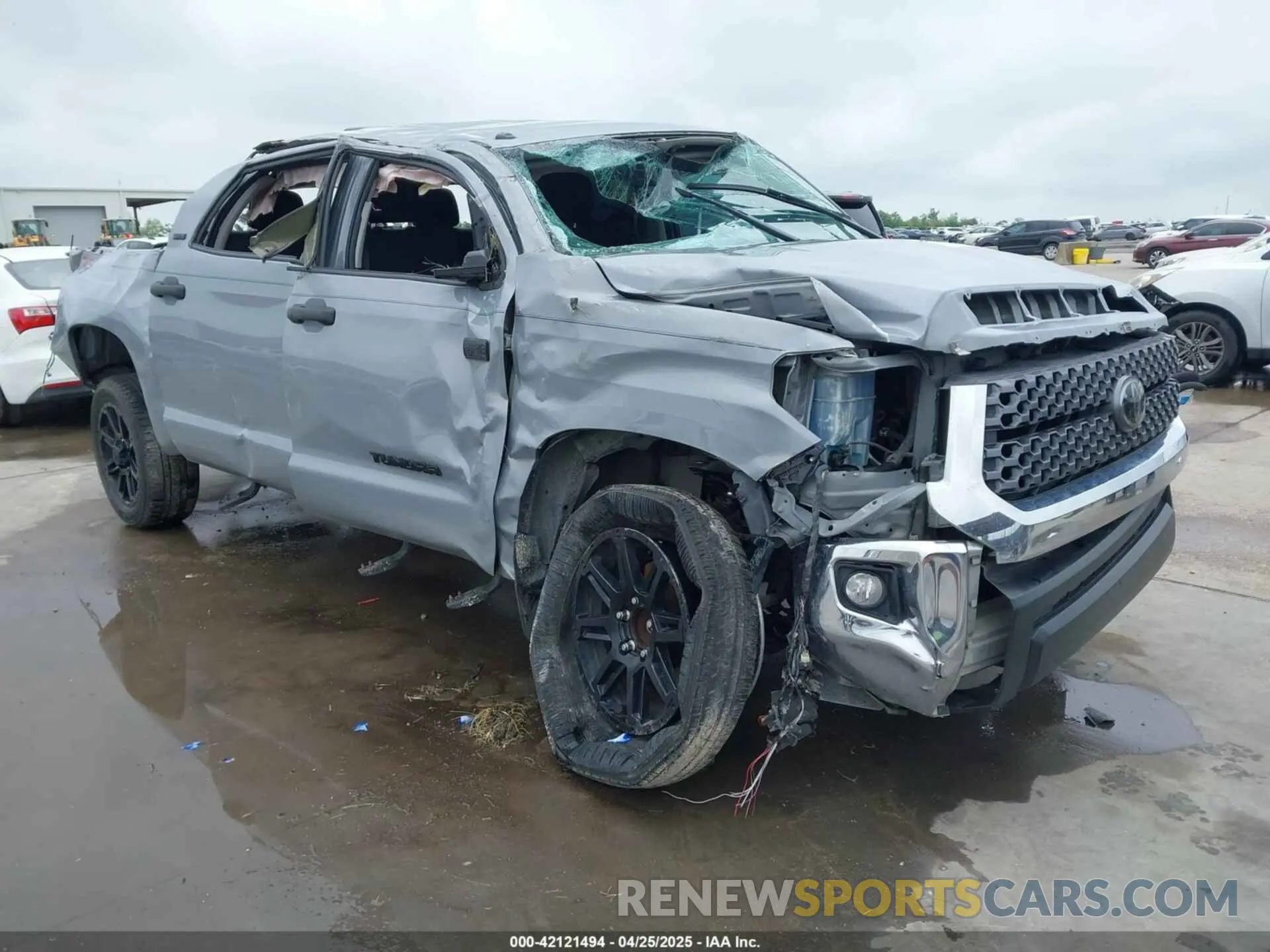 1 Photograph of a damaged car 5TFEY5F12KX245761 TOYOTA TUNDRA 2019