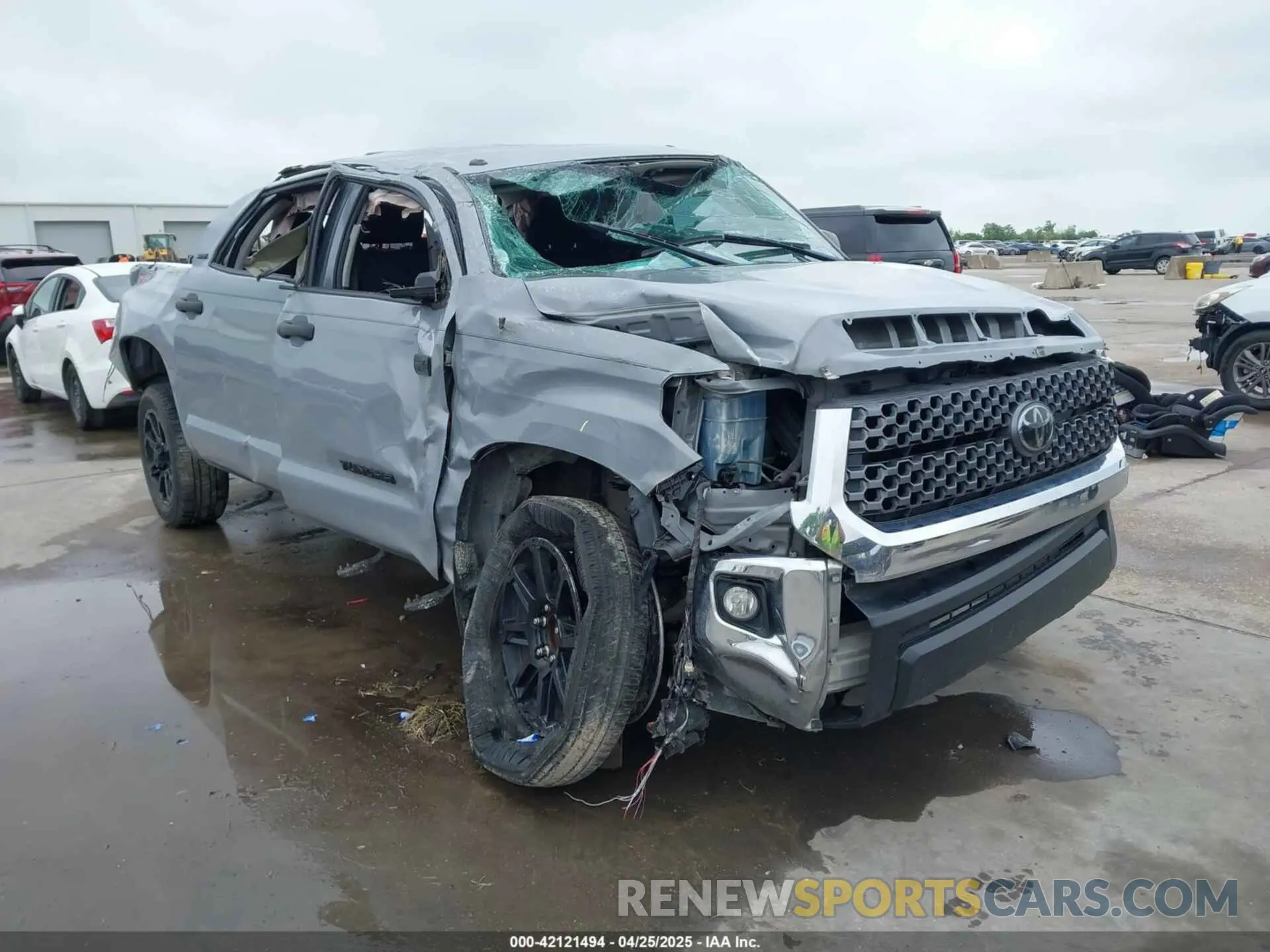6 Photograph of a damaged car 5TFEY5F12KX245761 TOYOTA TUNDRA 2019