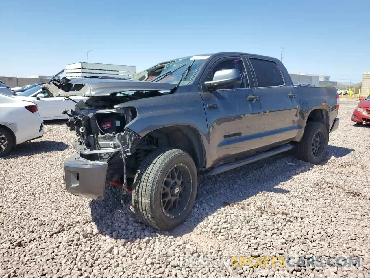 1 Photograph of a damaged car 5TFEY5F12KX252032 TOYOTA TUNDRA 2019