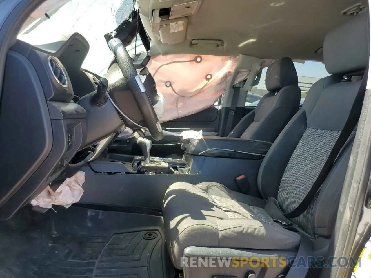 7 Photograph of a damaged car 5TFEY5F12KX252032 TOYOTA TUNDRA 2019