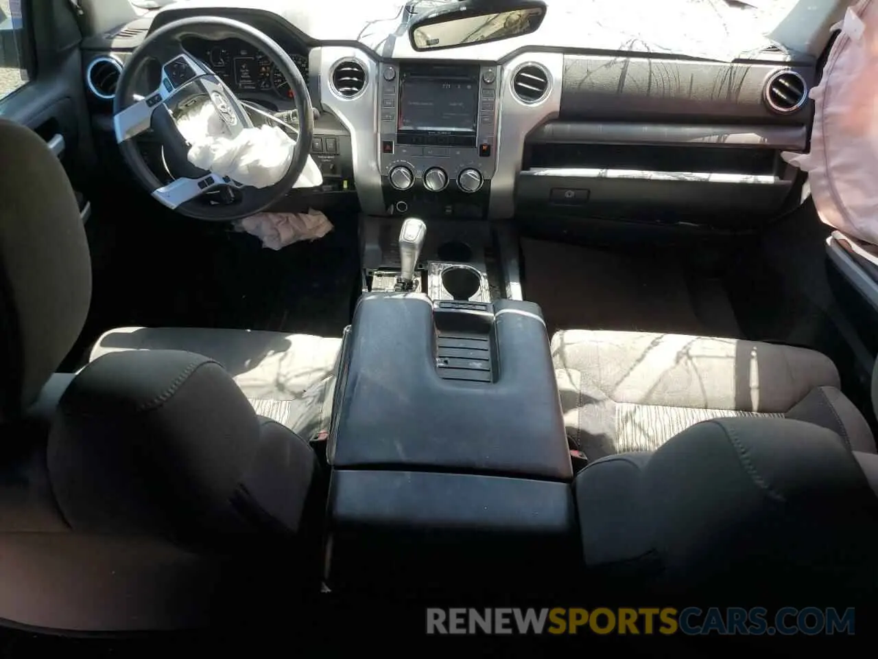8 Photograph of a damaged car 5TFEY5F12KX252032 TOYOTA TUNDRA 2019