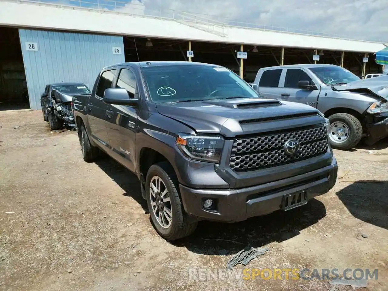 1 Photograph of a damaged car 5TFEY5F13KX246403 TOYOTA TUNDRA 2019