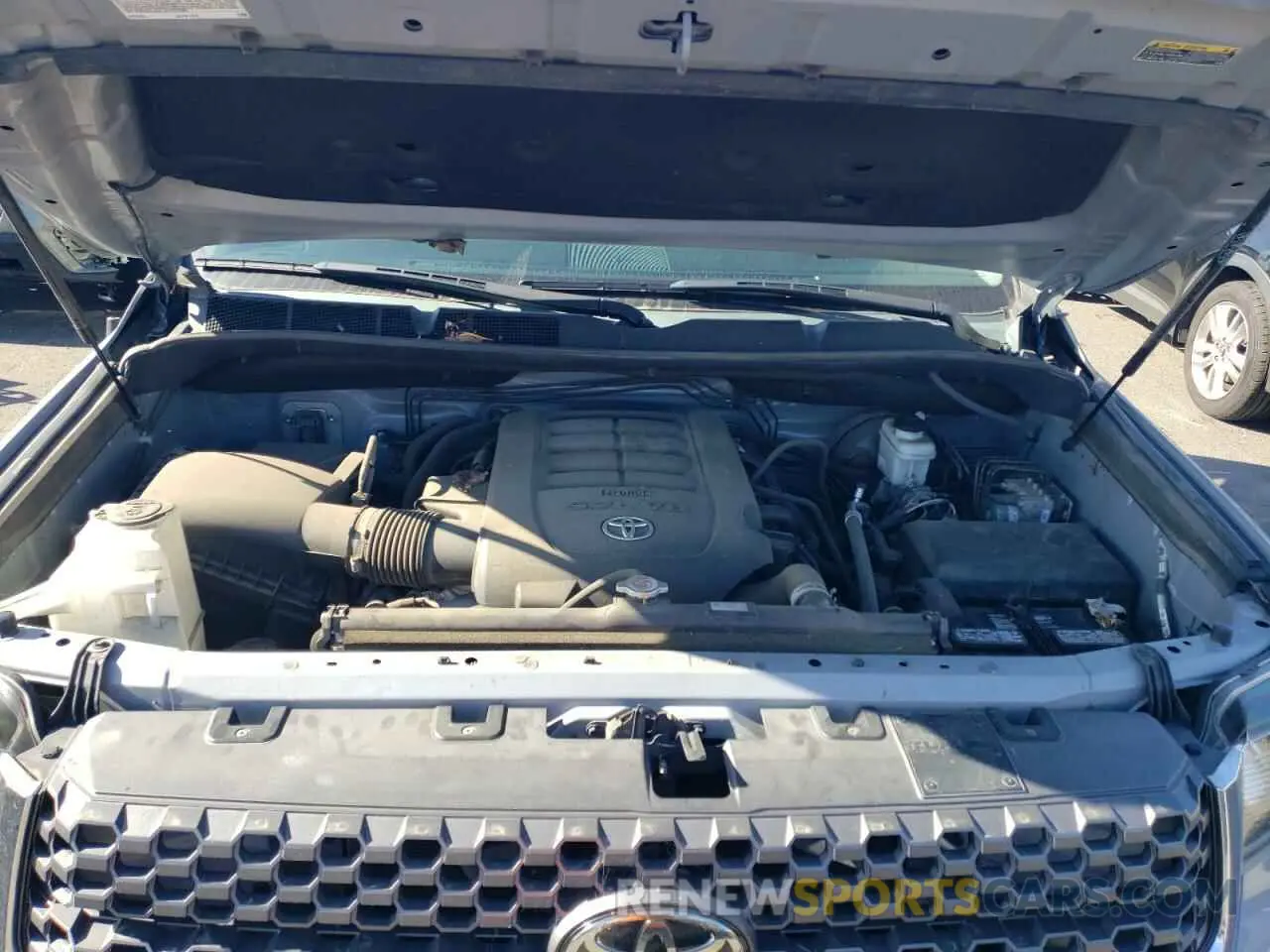 11 Photograph of a damaged car 5TFEY5F13KX250371 TOYOTA TUNDRA 2019