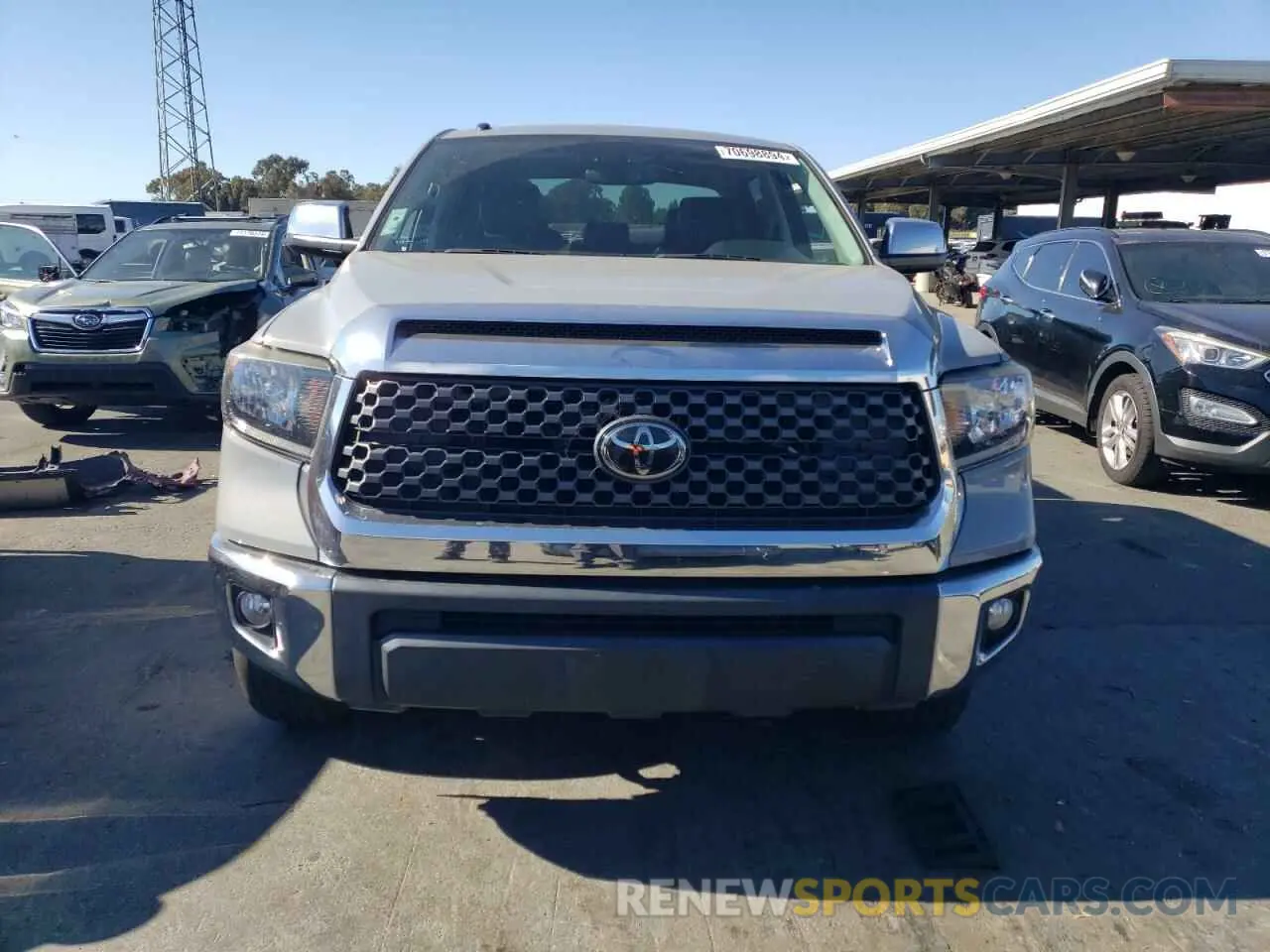 5 Photograph of a damaged car 5TFEY5F13KX250371 TOYOTA TUNDRA 2019