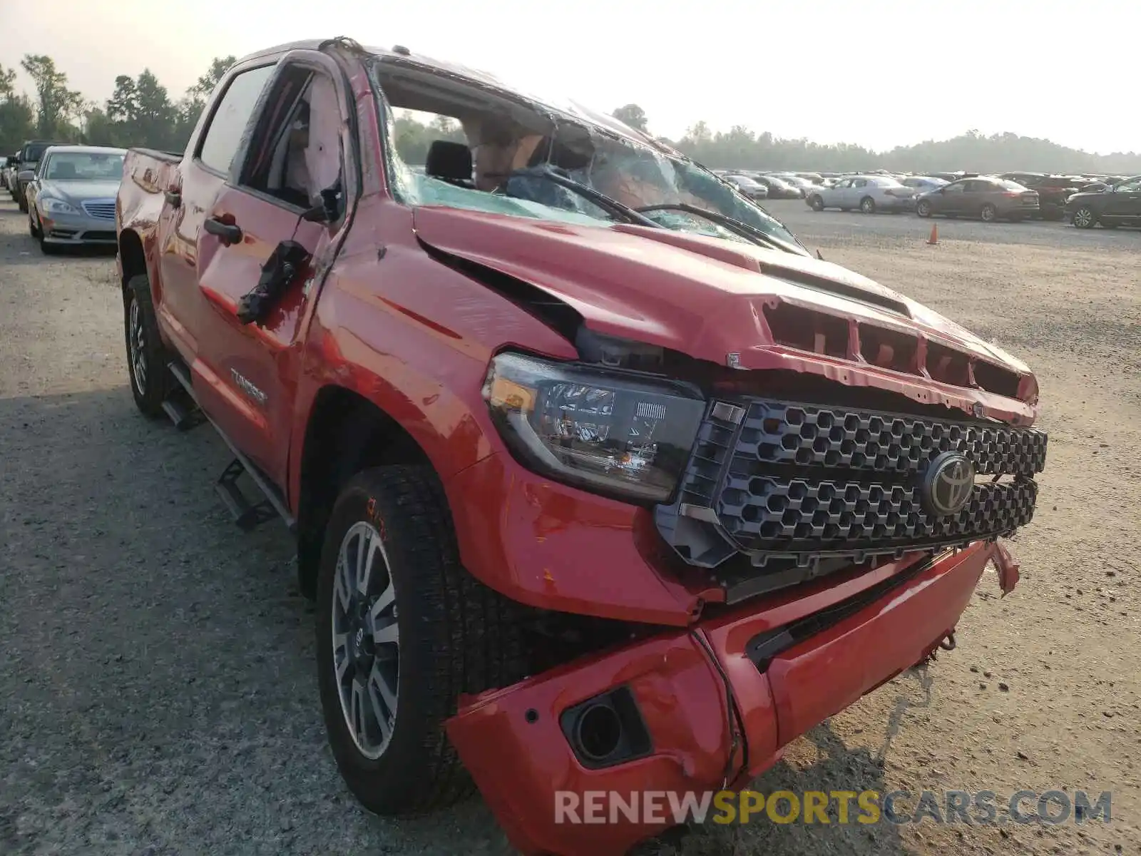 1 Photograph of a damaged car 5TFEY5F14KX254445 TOYOTA TUNDRA 2019