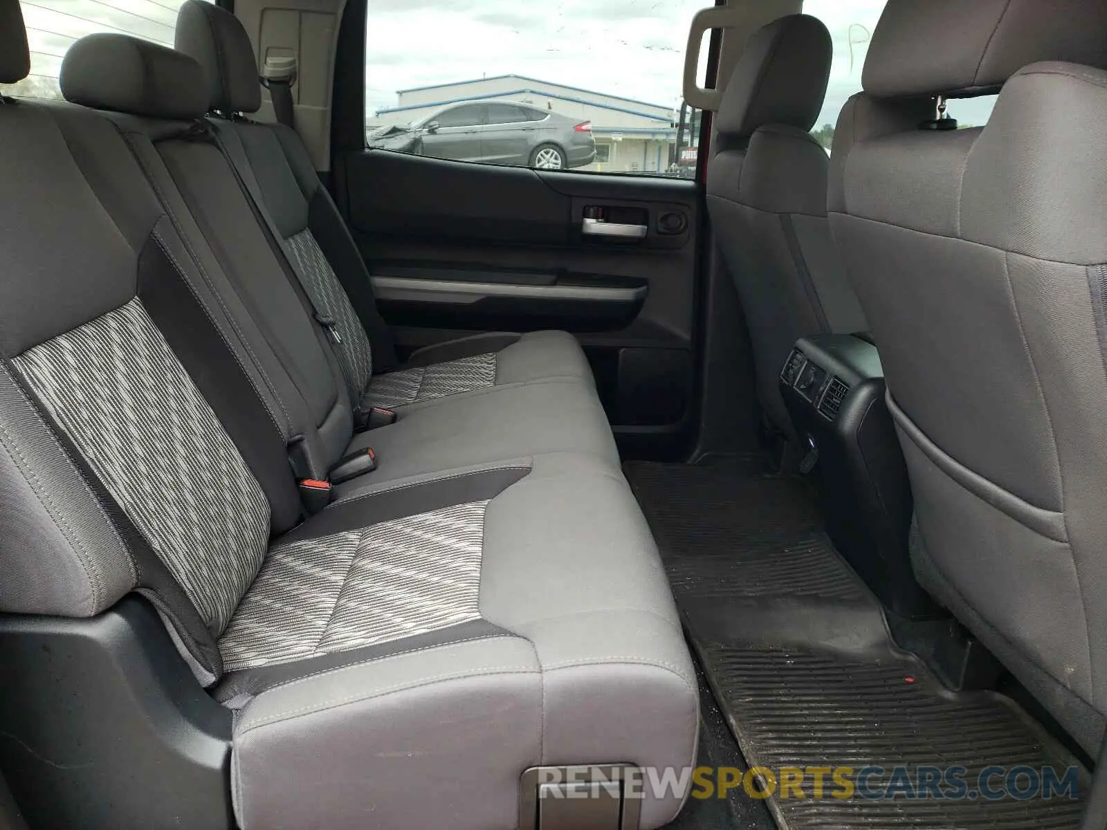 6 Photograph of a damaged car 5TFEY5F16KX254351 TOYOTA TUNDRA 2019