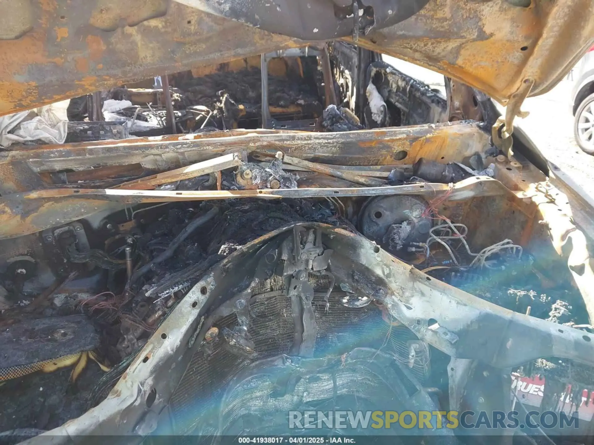 10 Photograph of a damaged car 5TFEY5F17KX245187 TOYOTA TUNDRA 2019