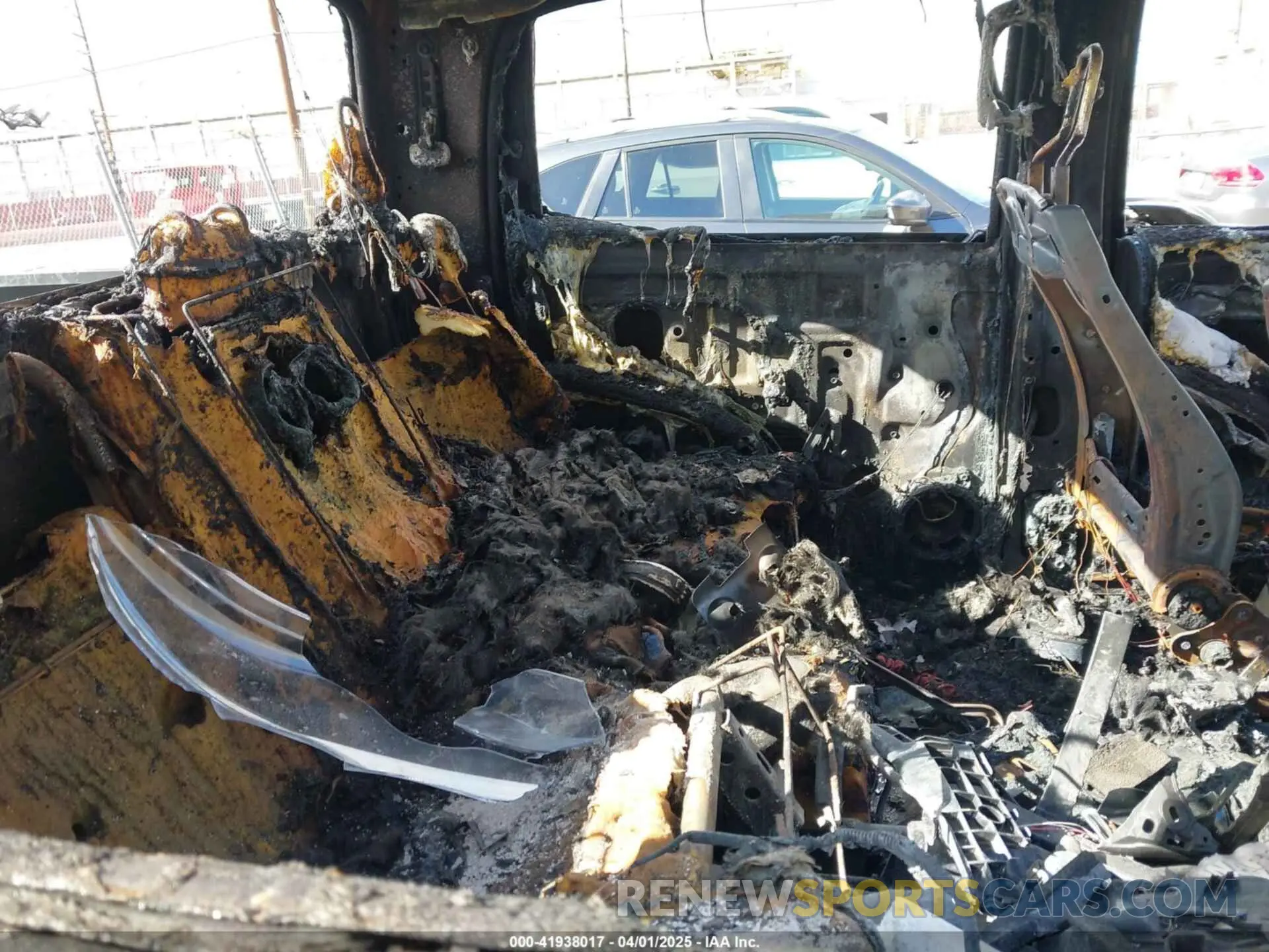 8 Photograph of a damaged car 5TFEY5F17KX245187 TOYOTA TUNDRA 2019