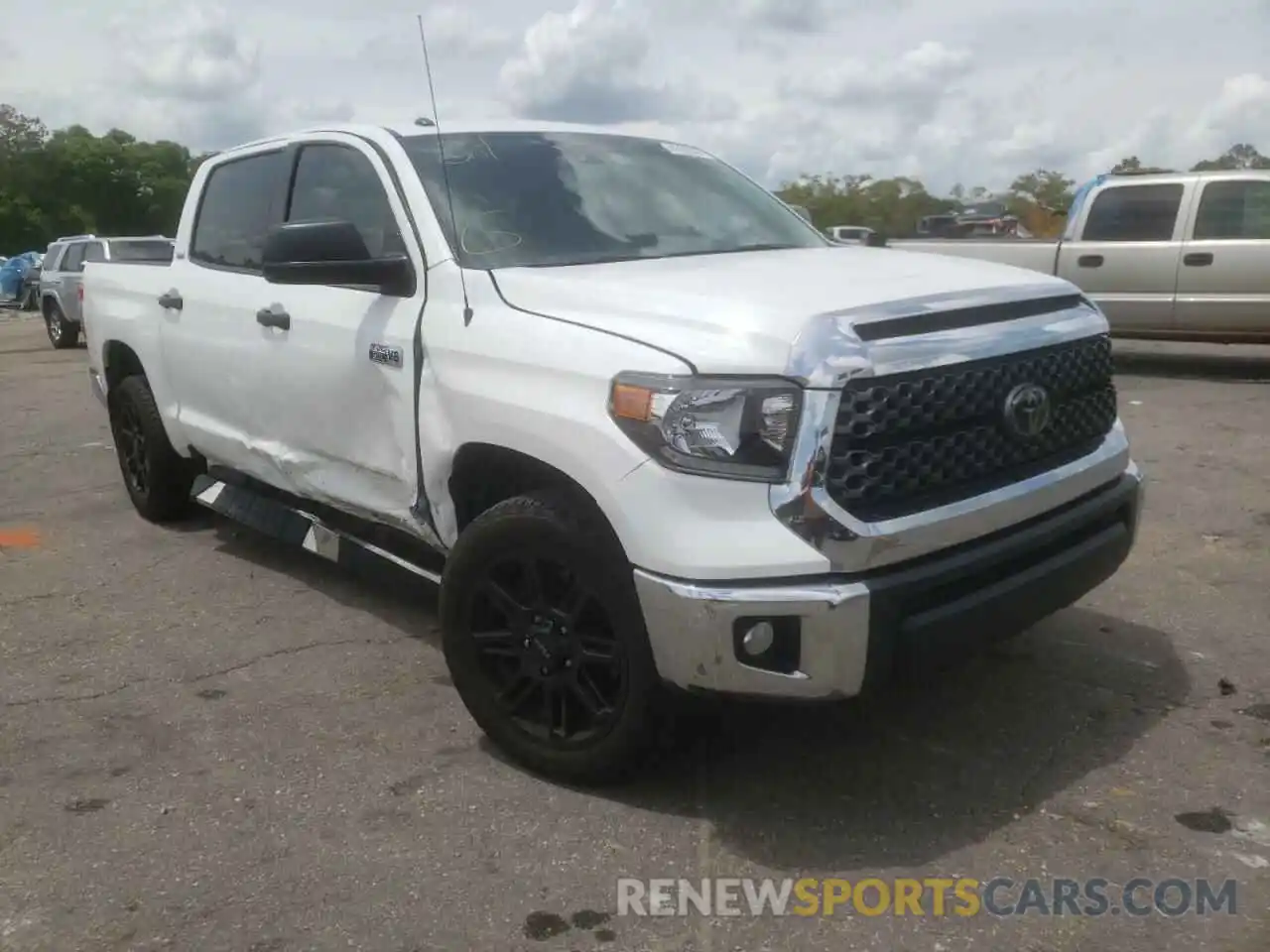 1 Photograph of a damaged car 5TFEY5F18KX248292 TOYOTA TUNDRA 2019