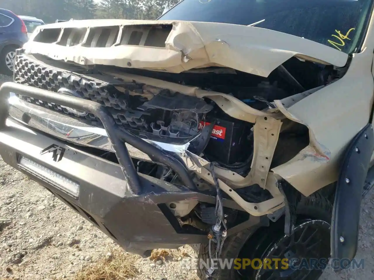 9 Photograph of a damaged car 5TFEY5F19KX252724 TOYOTA TUNDRA 2019