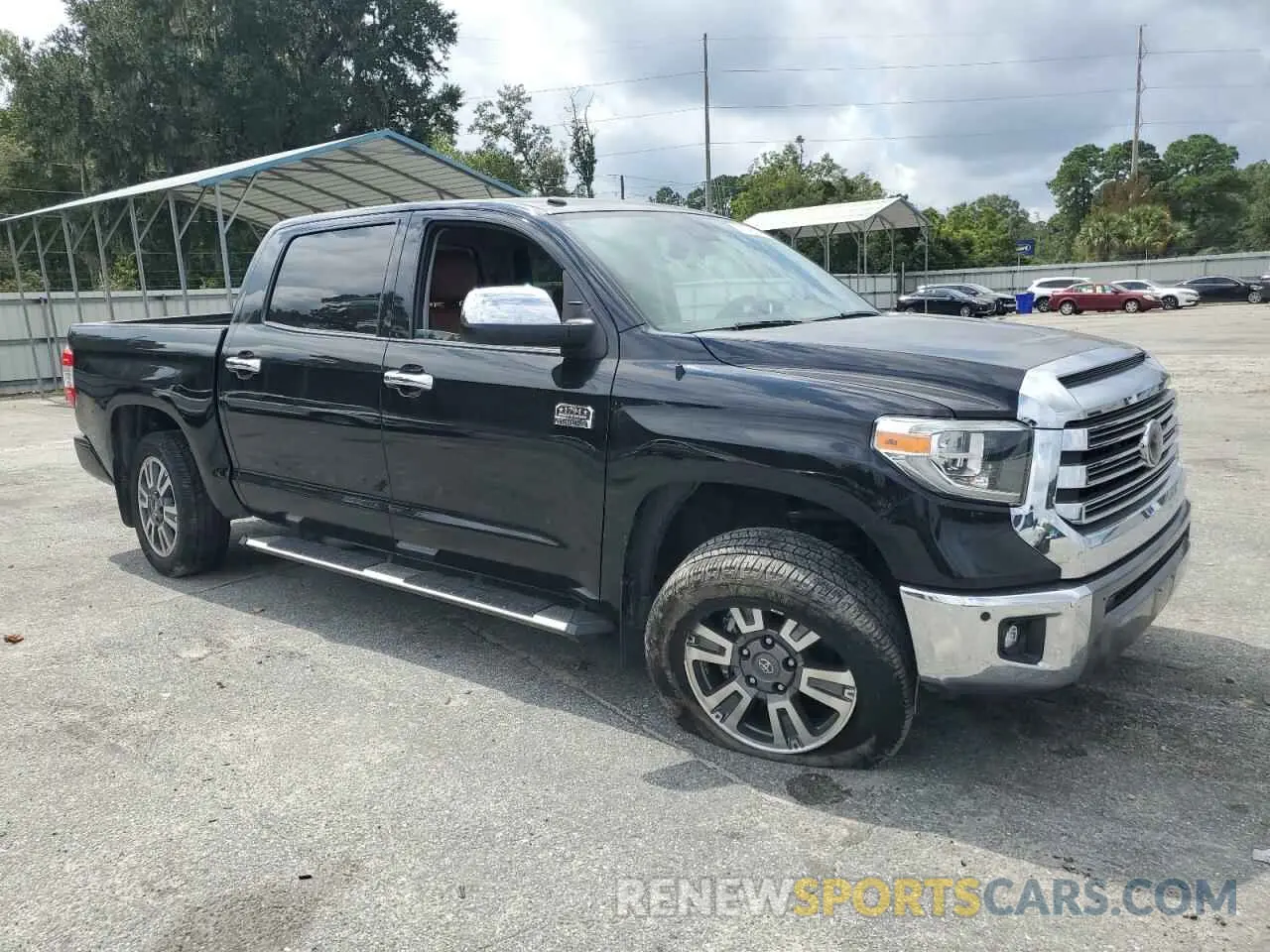 4 Photograph of a damaged car 5TFGY5F15KX245035 TOYOTA TUNDRA 2019