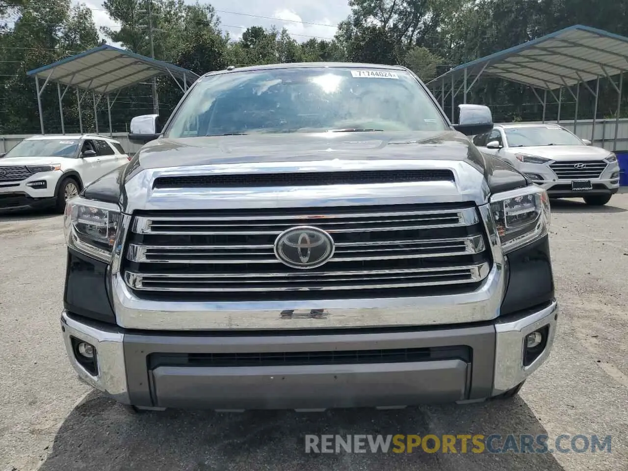 5 Photograph of a damaged car 5TFGY5F15KX245035 TOYOTA TUNDRA 2019