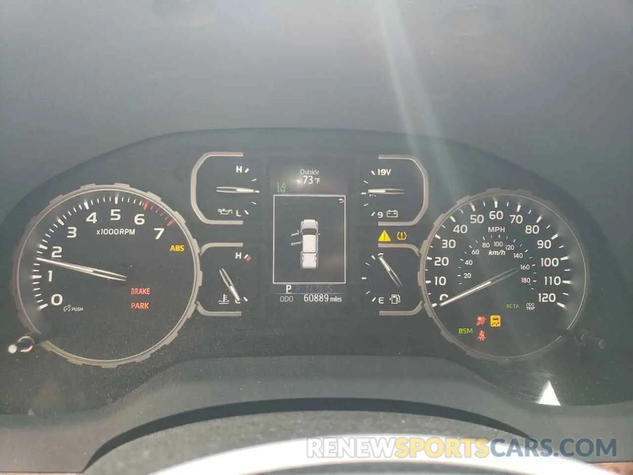 9 Photograph of a damaged car 5TFGY5F15KX245035 TOYOTA TUNDRA 2019
