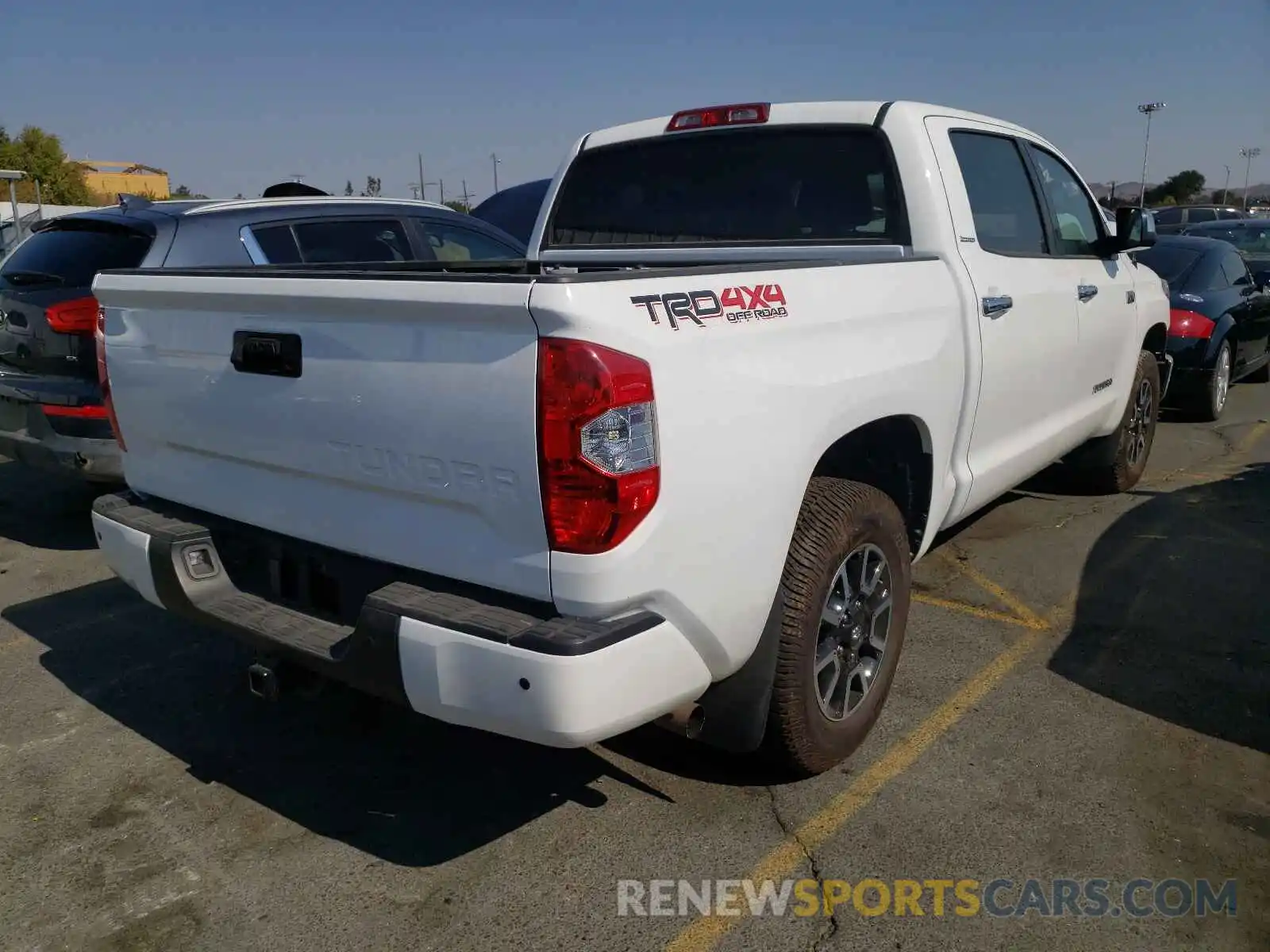 4 Photograph of a damaged car 5TFHY5F10KX822946 TOYOTA TUNDRA 2019