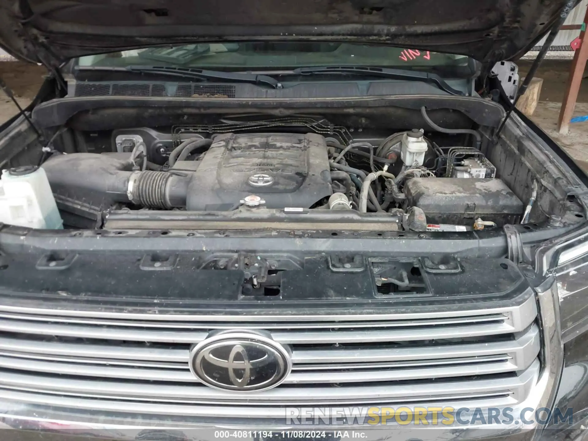10 Photograph of a damaged car 5TFHY5F10KX858474 TOYOTA TUNDRA 2019