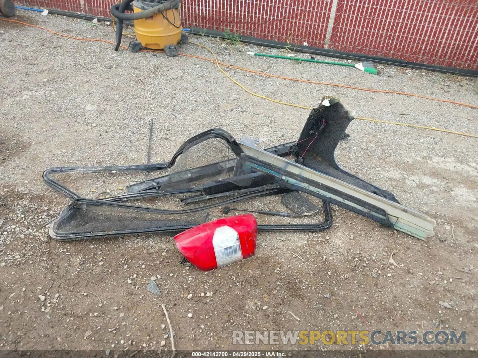 12 Photograph of a damaged car 5TFHY5F11KX854059 TOYOTA TUNDRA 2019