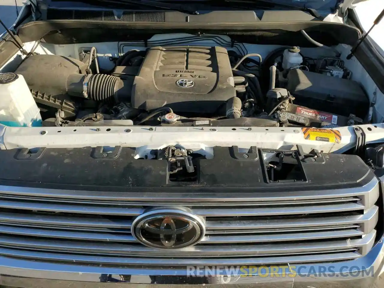 7 Photograph of a damaged car 5TFHY5F13KX818860 TOYOTA TUNDRA 2019