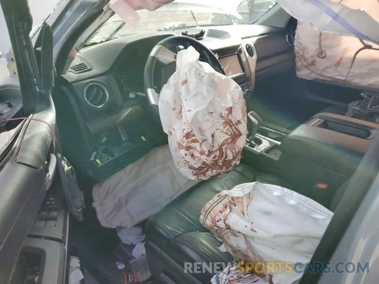 8 Photograph of a damaged car 5TFHY5F14KX812677 TOYOTA TUNDRA 2019